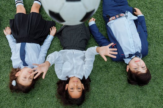 kids learning soccer fundamentals