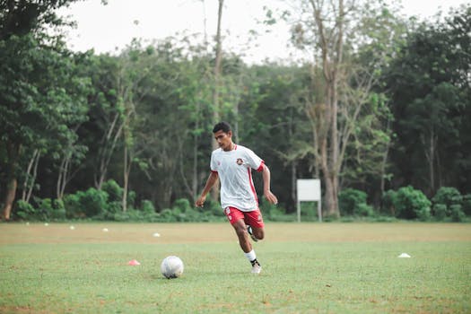 soccer player practicing dribbling